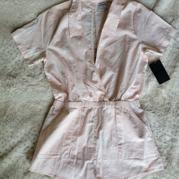 Hurley romper - Picture 2 of 6